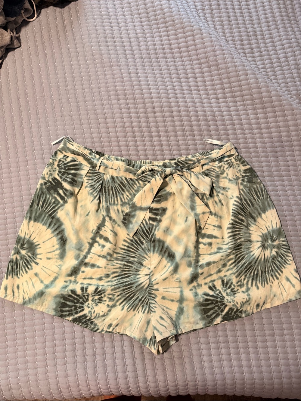 Fashion Nova Green and Cream High Waist Tie-Dye Shorts